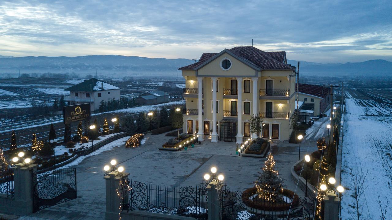 "L'Art De Vivre" Resort Korce Quarto foto